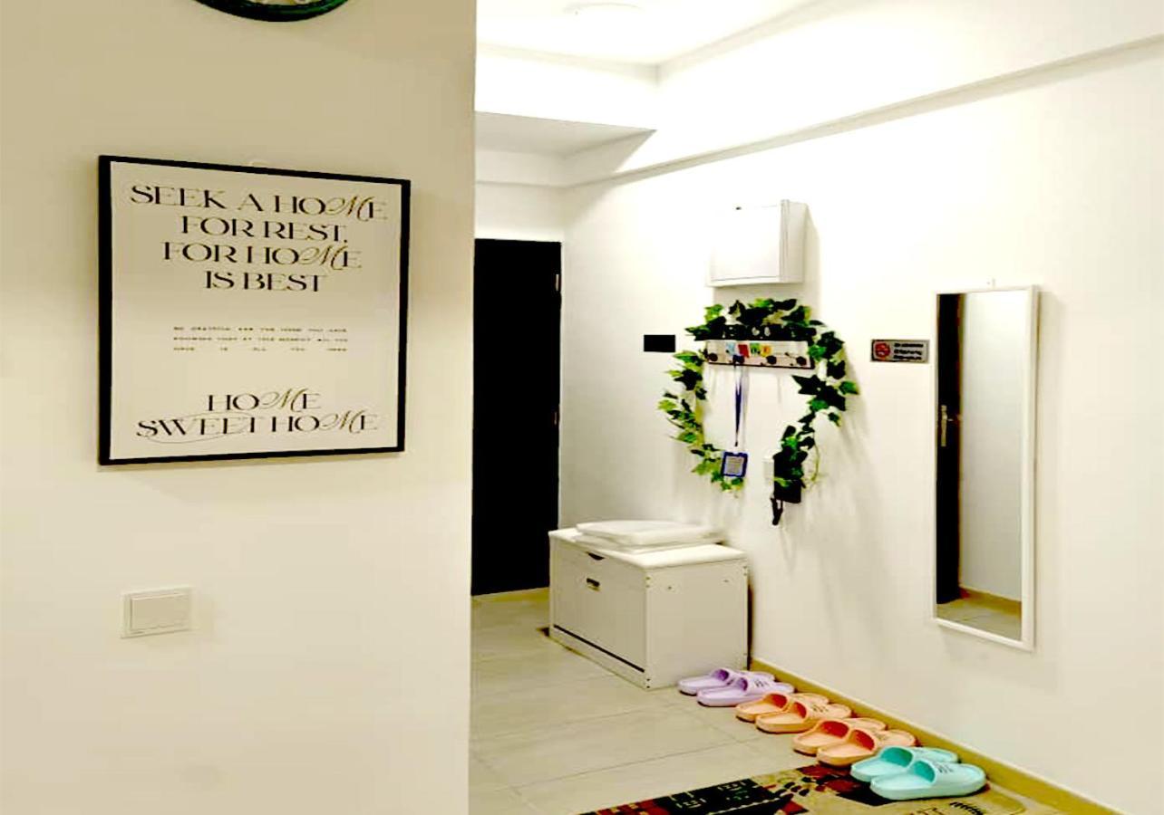 Mutiara Melaka Beach Resort - Islamic Compliance Only Tangga Batu Bagian luar foto